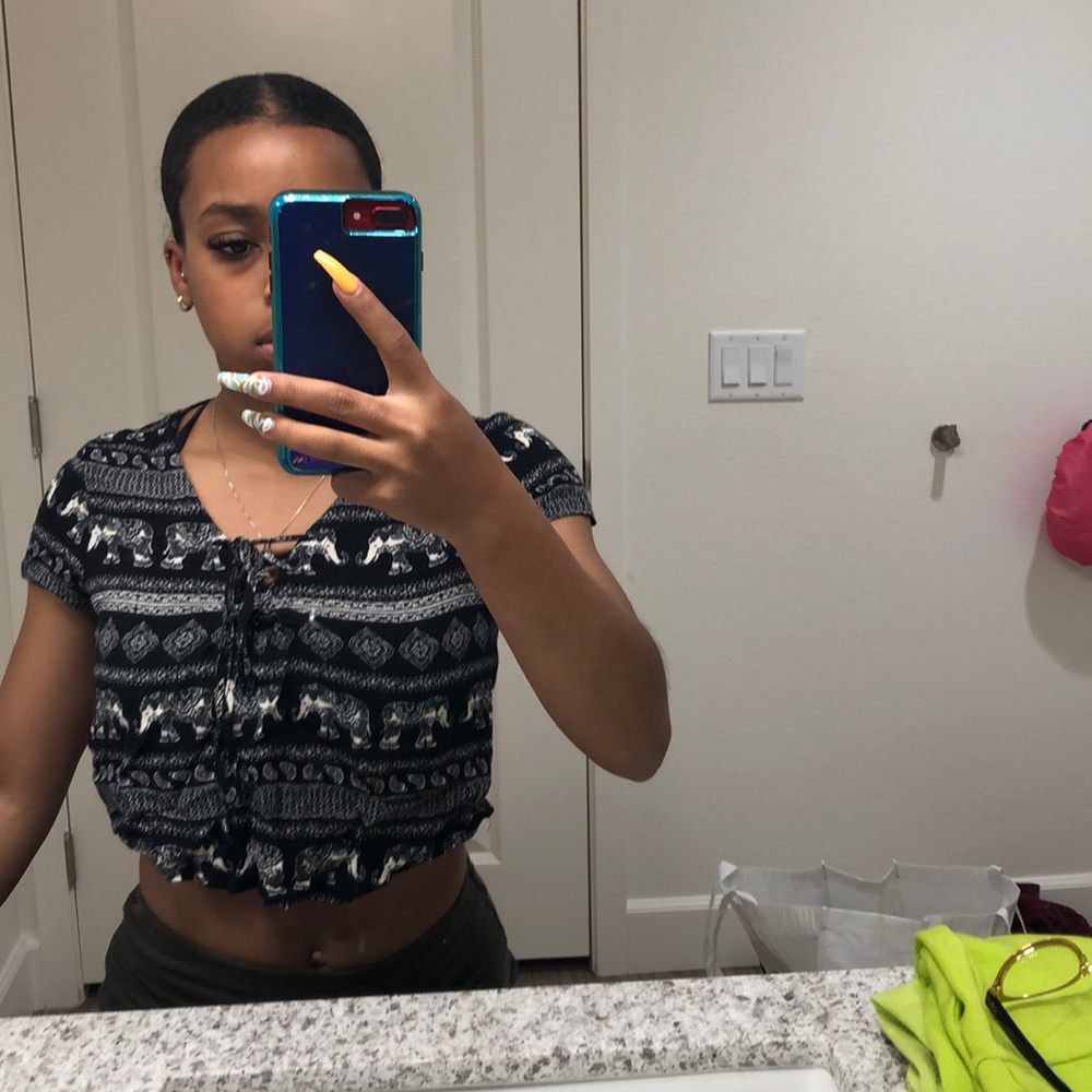 Crop top